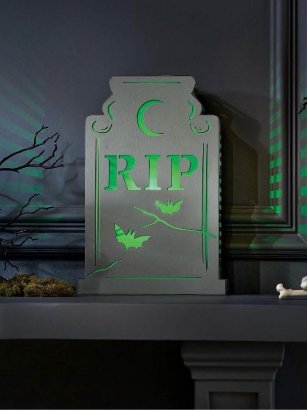 Hyde and Eek! HALLOWEEN lED Tombstone RIP
Sign